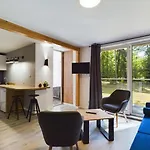Familly Dabrowka - Przy Parku, Prywatny Parking, Sauna, Ogod - By Spaceapart 아파트 *