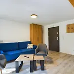 Familly Dabrowka - Przy Parku, Prywatny Parking, Sauna, Ogod - By Spaceapart 아파트 옐레니아구라