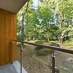아파트 Familly Dabrowka - Przy Parku, Prywatny Parking, Sauna, Ogod - By Spaceapart