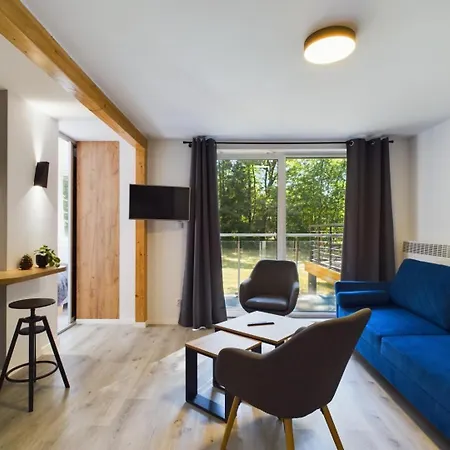 Familly Dabrowka - Przy Parku, Prywatny Parking, Sauna, Ogod - By Spaceapart * Jelenia Góra