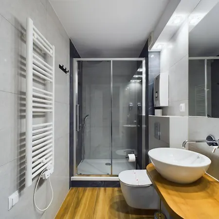 Appartamento Familly Dabrowka - Przy Parku, Prywatny Parking, Sauna, Ogod - By Spaceapart *