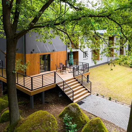 Familly Dabrowka - Przy Parku, Prywatny Parking, Sauna, Ogod - By Spaceapart *