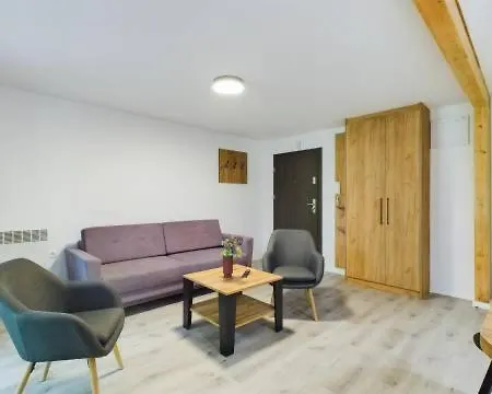 Familly Dabrowka - Przy Parku, Prywatny Parking, Sauna, Ogod - By Spaceapart * Jelenia Góra