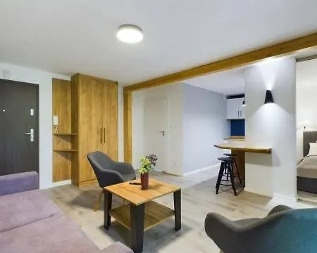 Familly Dabrowka - Przy Parku, Prywatny Parking, Sauna, Ogod - By Spaceapart Lejlighed Jelenia Góra