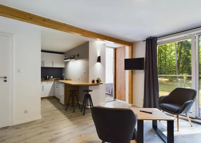 Familly Dabrowka - Przy Parku, Prywatny Parking, Sauna, Ogod - By Spaceapart * Jelení Hora