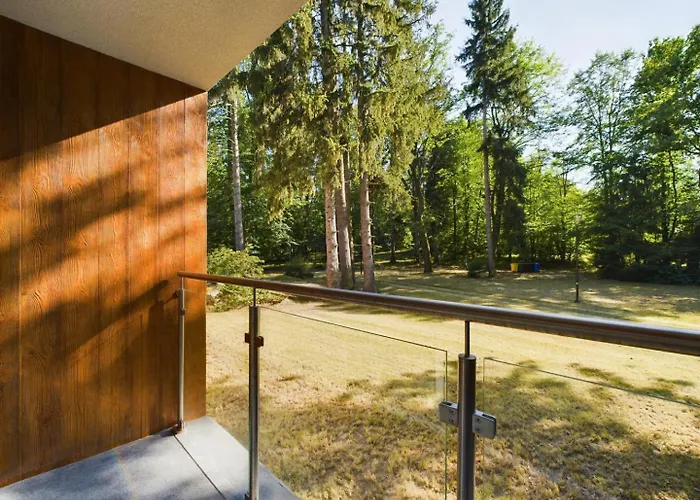 Familly Dabrowka - Przy Parku, Prywatny Parking, Sauna, Ogod - By Spaceapart Apartmán Jelení Hora