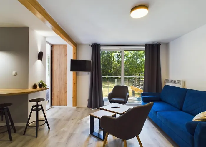 Familly Dabrowka - Przy Parku, Prywatny Parking, Sauna, Ogod - By Spaceapart * Jelení Hora