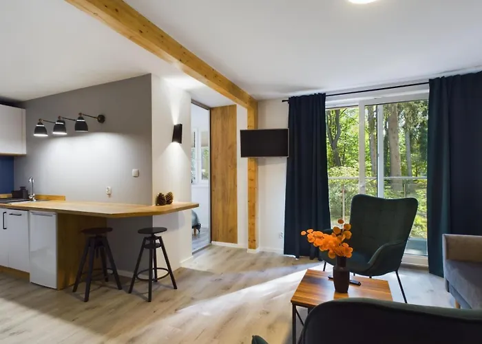 Apartmán Familly Dabrowka - Przy Parku, Prywatny Parking, Sauna, Ogod - By Spaceapart *