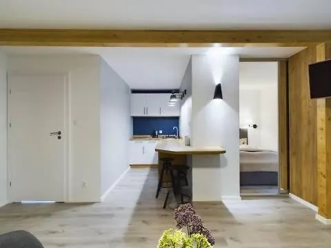 Apartmán Familly Dabrowka - Przy Parku, Prywatny Parking, Sauna, Ogod - By Spaceapart Jelení Hora