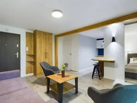 Familly Dabrowka - Przy Parku, Prywatny Parking, Sauna, Ogod - By Spaceapart Apartmán Jelení Hora