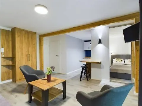 Familly Dabrowka - Przy Parku, Prywatny Parking, Sauna, Ogod - By Spaceapart Apartmán Jelení Hora